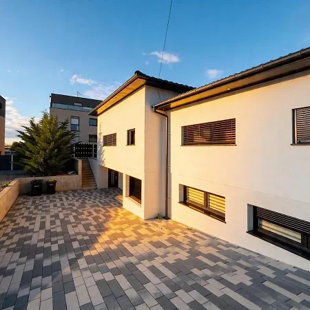 2 Luxury & Ultra-comfort Bedrooms, Private Parking, #1 Blotzheim